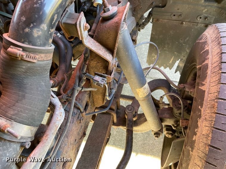 image for item MA9813 2006 GMC W4500  box truck