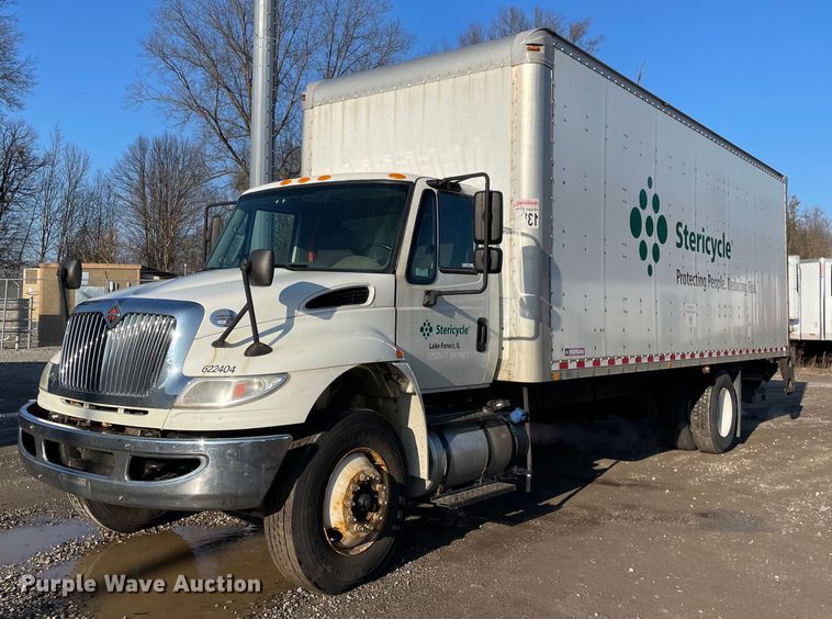 image for item MA9814 2016 International 4300  box truck