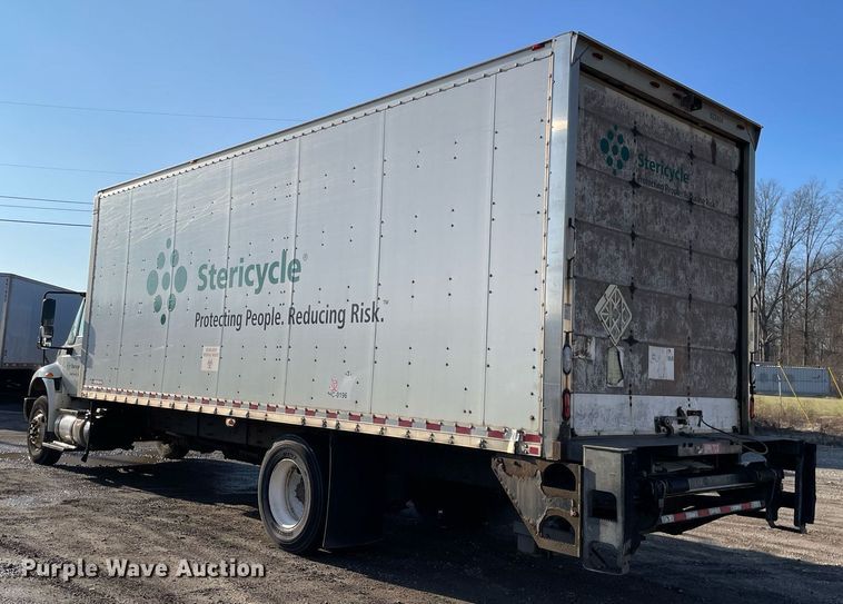 image for item MA9814 2016 International 4300  box truck