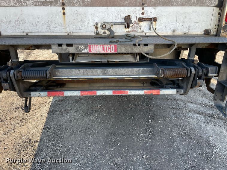 image for item MA9814 2016 International 4300  box truck