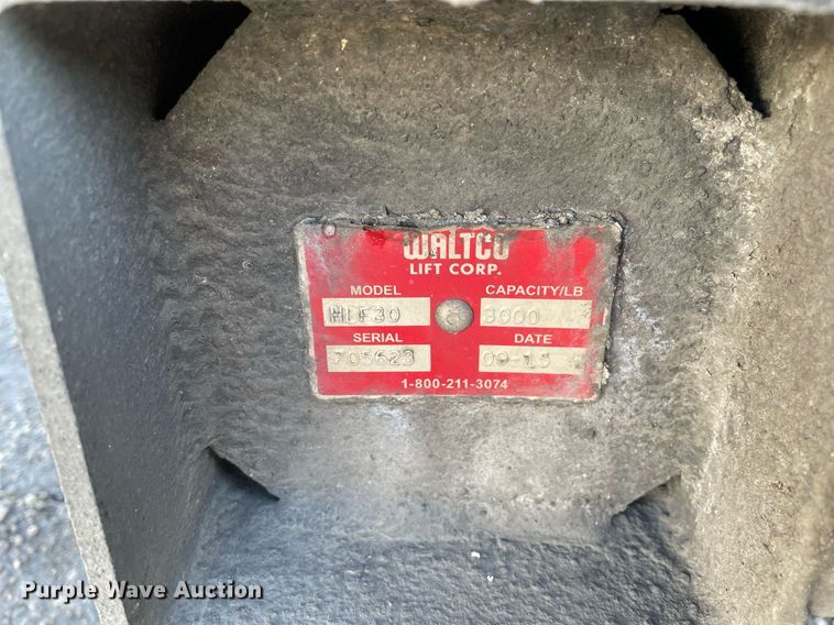 image for item MA9814 2016 International 4300  box truck