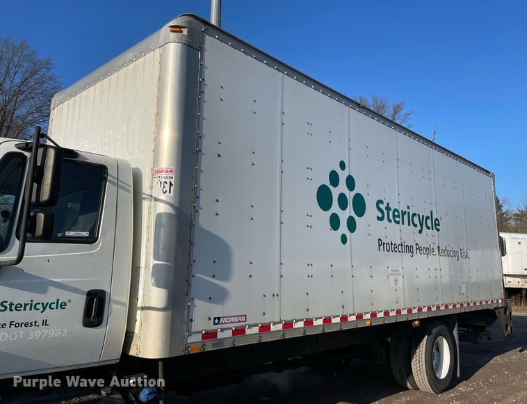 image for item MA9814 2016 International 4300  box truck