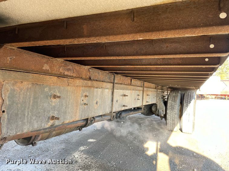 image for item MA9814 2016 International 4300  box truck