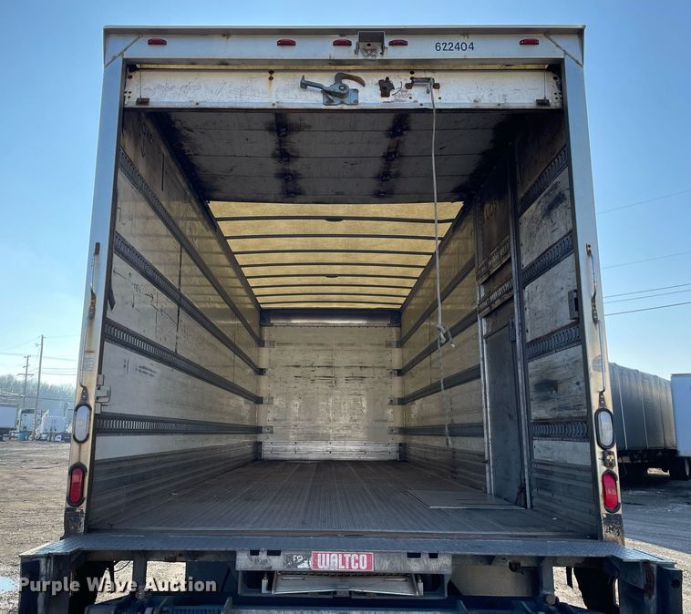 image for item MA9814 2016 International 4300  box truck