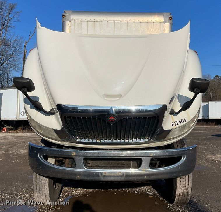 image for item MA9814 2016 International 4300  box truck