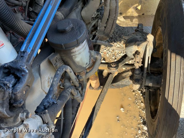 image for item MA9814 2016 International 4300  box truck