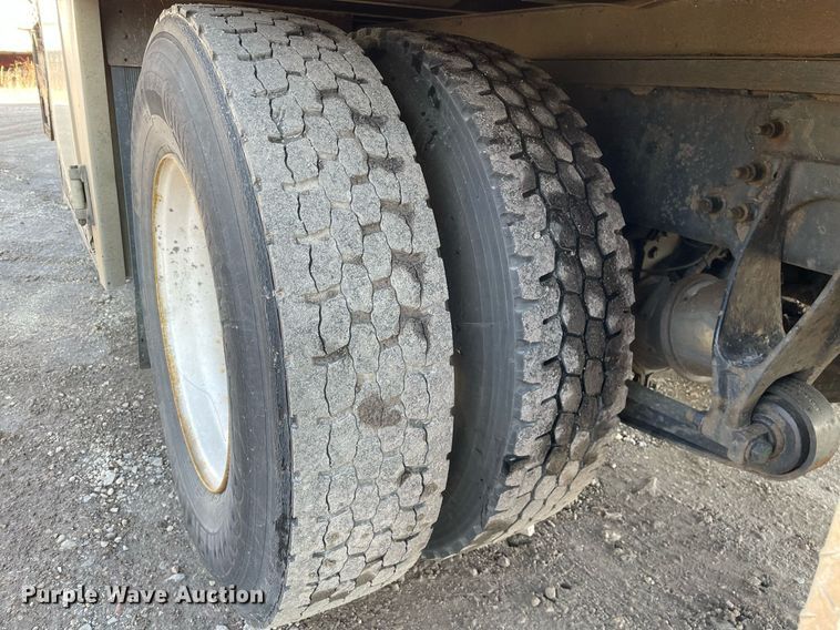 image for item MA9814 2016 International 4300  box truck