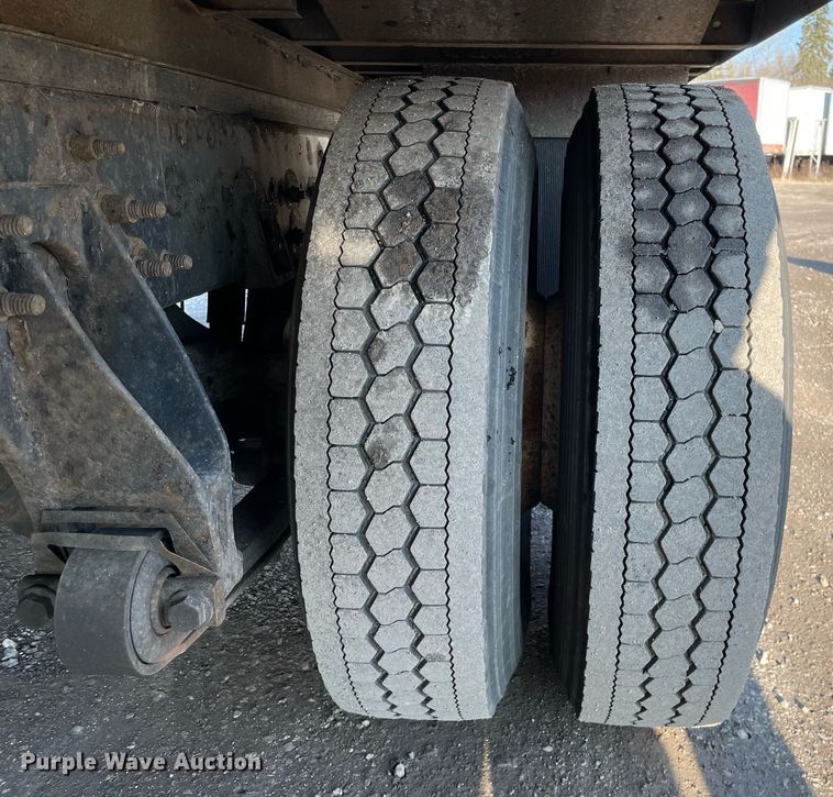 image for item MA9814 2016 International 4300  box truck