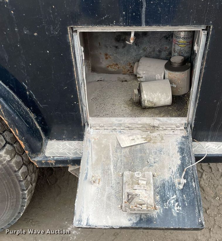 image for item MA9815 2012 Dodge Ram 5500HD  Crew Cab flatbed truck