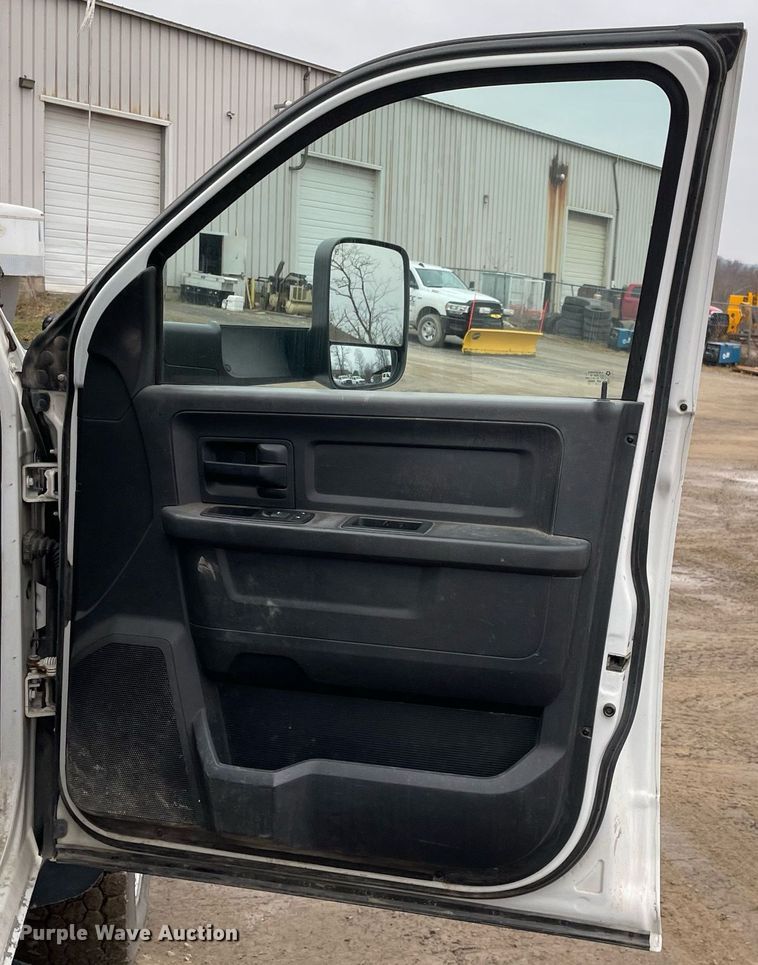 image for item MA9815 2012 Dodge Ram 5500HD  Crew Cab flatbed truck