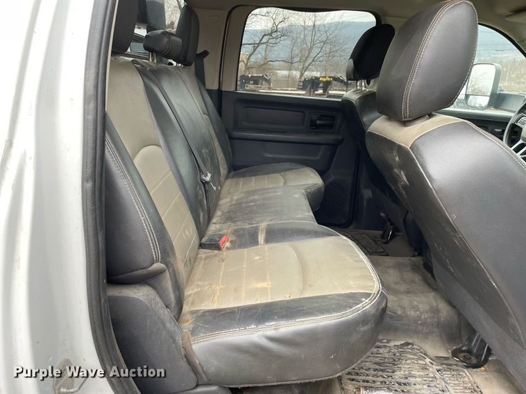 image for item MA9815 2012 Dodge Ram 5500HD  Crew Cab flatbed truck