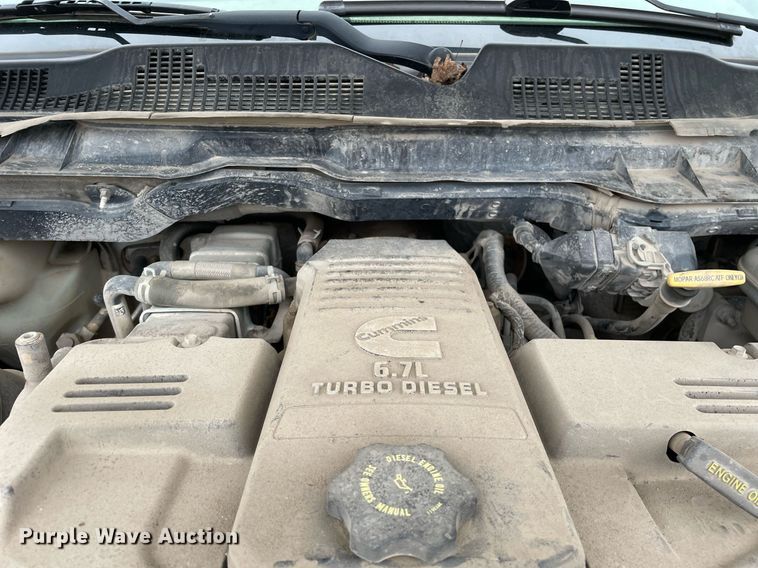 image for item MA9815 2012 Dodge Ram 5500HD  Crew Cab flatbed truck