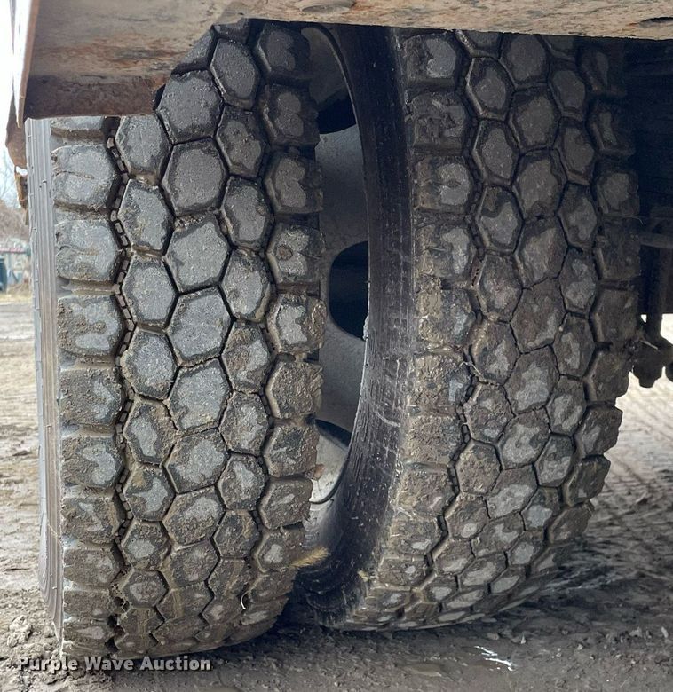 image for item MA9815 2012 Dodge Ram 5500HD  Crew Cab flatbed truck