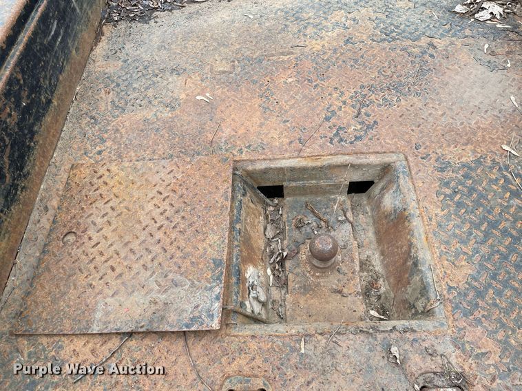 image for item MA9816 2012 Dodge Ram 5500HD  Crew Cab flatbed truck