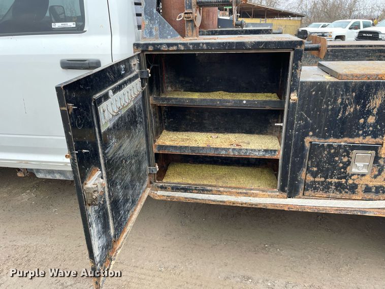 image for item MA9816 2012 Dodge Ram 5500HD  Crew Cab flatbed truck