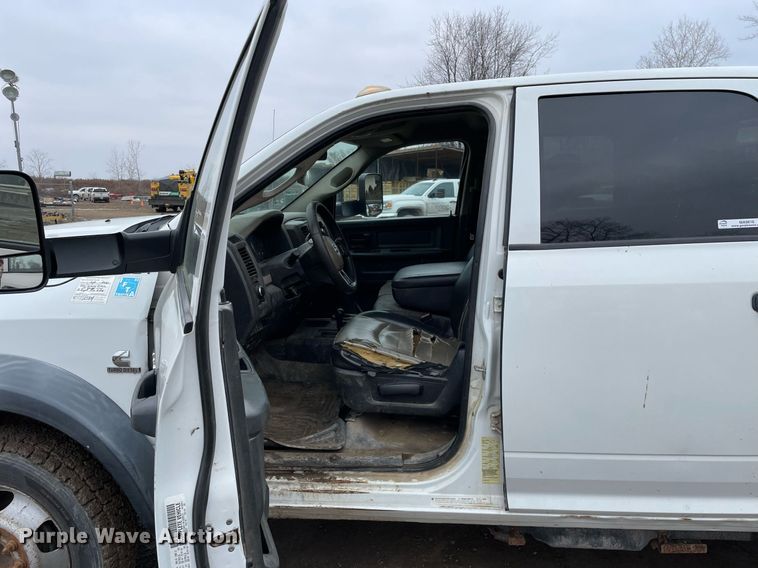 image for item MA9816 2012 Dodge Ram 5500HD  Crew Cab flatbed truck