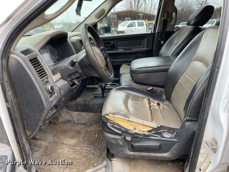 image for item MA9816 2012 Dodge Ram 5500HD  Crew Cab flatbed truck