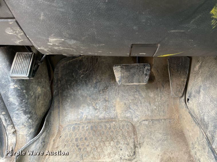 image for item MA9816 2012 Dodge Ram 5500HD  Crew Cab flatbed truck