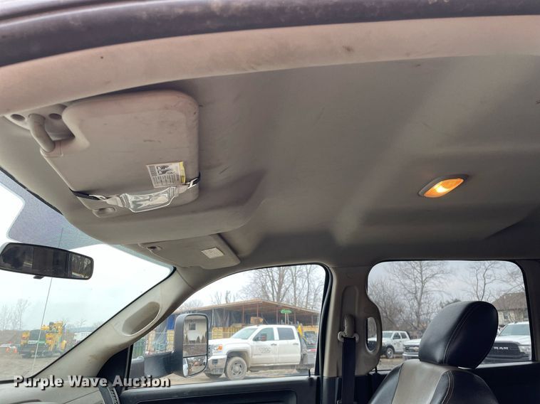 image for item MA9816 2012 Dodge Ram 5500HD  Crew Cab flatbed truck