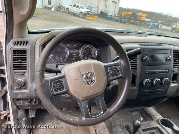 image for item MA9816 2012 Dodge Ram 5500HD  Crew Cab flatbed truck