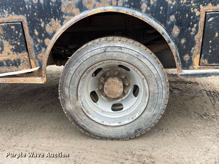 image for item MA9816 2012 Dodge Ram 5500HD  Crew Cab flatbed truck