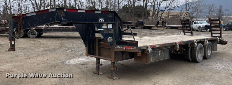 image for item MA9818 1985 Comet  equipment trailer
