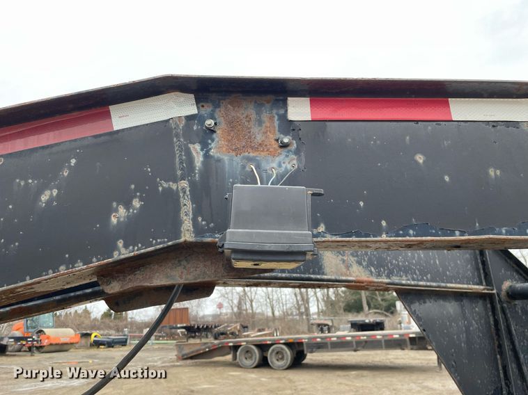 image for item MA9818 1985 Comet  equipment trailer