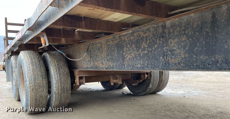 image for item MA9818 1985 Comet  equipment trailer