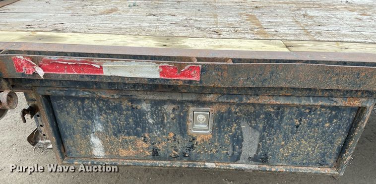 image for item MA9818 1985 Comet  equipment trailer