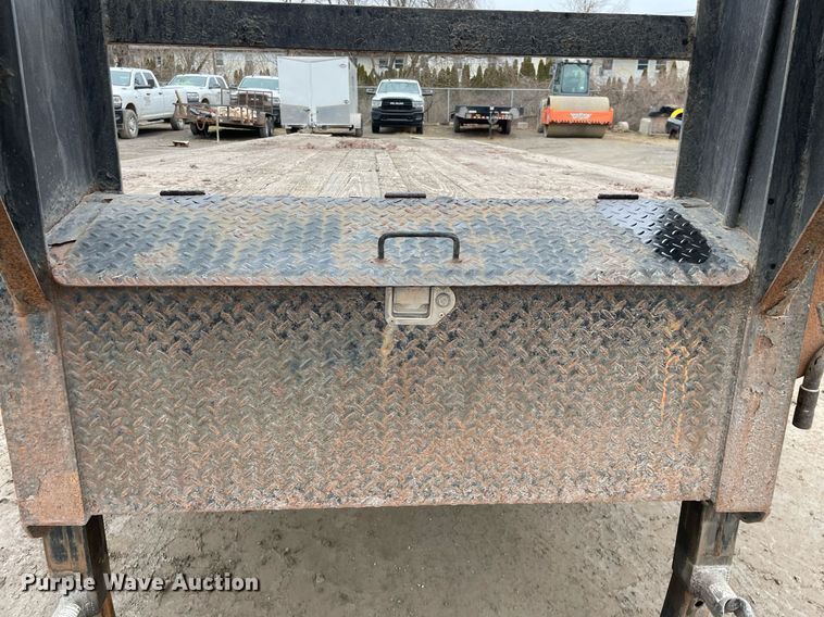 image for item MA9819 2007 PJ  equipment trailer