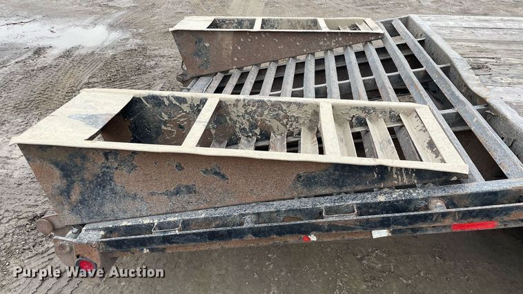 image for item MA9819 2007 PJ  equipment trailer