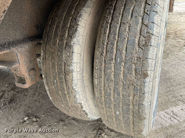 image for item MA9819 2007 PJ  equipment trailer