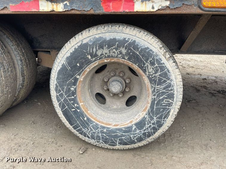 image for item MA9819 2007 PJ  equipment trailer