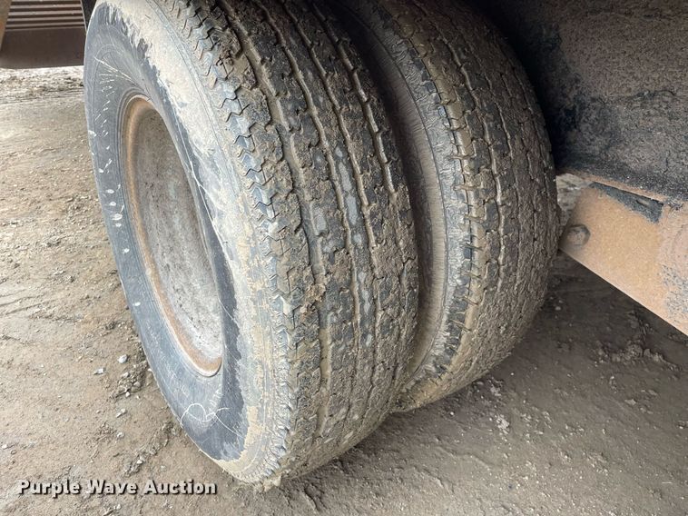 image for item MA9819 2007 PJ  equipment trailer