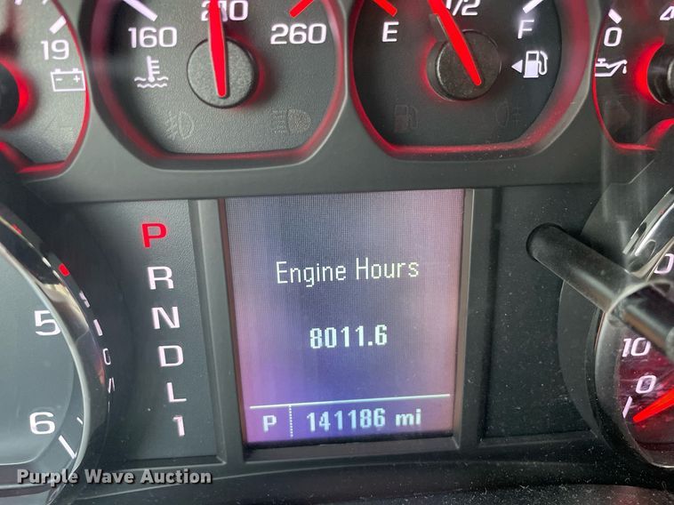 image for item MA9822 2017 GMC Sierra 2500HD  Crew Cab pickup truck