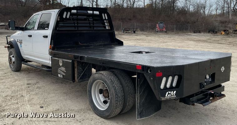 image for item MA9824 2015 Dodge Ram 5500  Crew Cab flatbed truck
