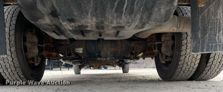 image for item MA9824 2015 Dodge Ram 5500  Crew Cab flatbed truck