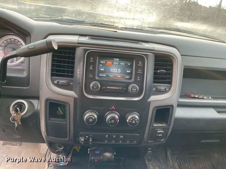 image for item MA9824 2015 Dodge Ram 5500  Crew Cab flatbed truck