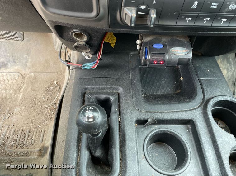 image for item MA9824 2015 Dodge Ram 5500  Crew Cab flatbed truck