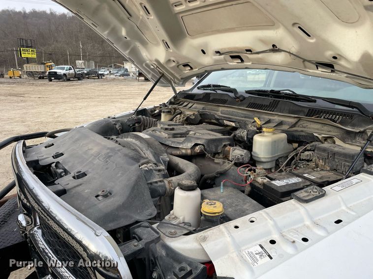 image for item MA9824 2015 Dodge Ram 5500  Crew Cab flatbed truck