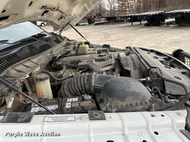 image for item MA9824 2015 Dodge Ram 5500  Crew Cab flatbed truck