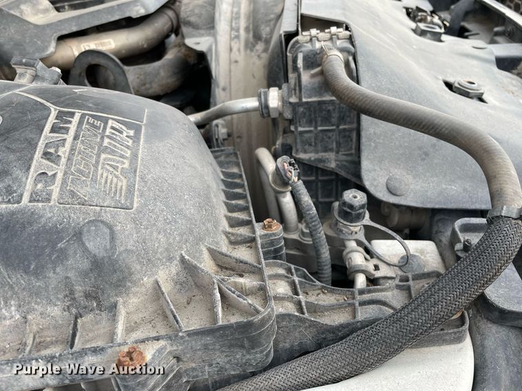 image for item MA9824 2015 Dodge Ram 5500  Crew Cab flatbed truck