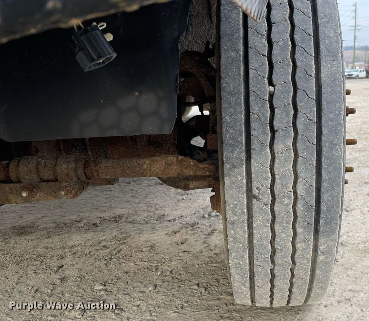 image for item MA9824 2015 Dodge Ram 5500  Crew Cab flatbed truck