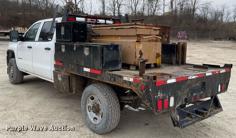 image for item MA9826 2018 GMC Sierra 2500HD  Crew Cab utility bed pickup truck