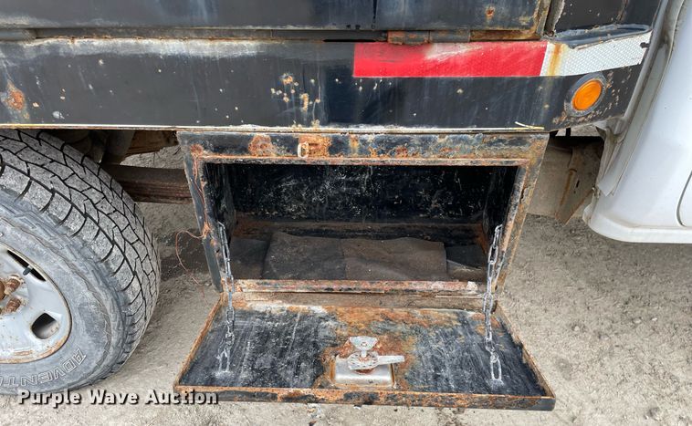 image for item MA9826 2018 GMC Sierra 2500HD  Crew Cab utility bed pickup truck