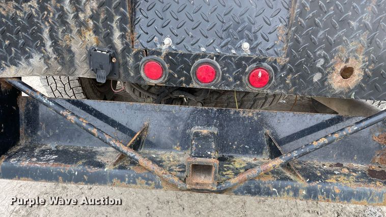 image for item MA9826 2018 GMC Sierra 2500HD  Crew Cab utility bed pickup truck