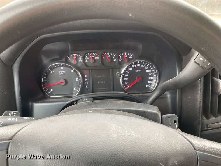 image for item MA9826 2018 GMC Sierra 2500HD  Crew Cab utility bed pickup truck