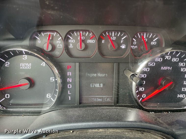 image for item MA9826 2018 GMC Sierra 2500HD  Crew Cab utility bed pickup truck