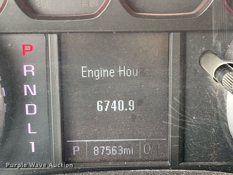 image for item MA9826 2018 GMC Sierra 2500HD  Crew Cab utility bed pickup truck