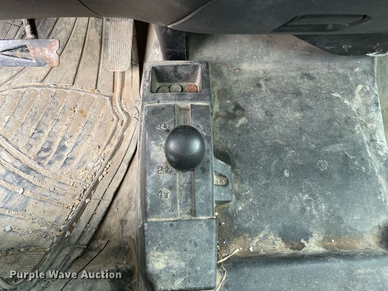 image for item MA9826 2018 GMC Sierra 2500HD  Crew Cab utility bed pickup truck